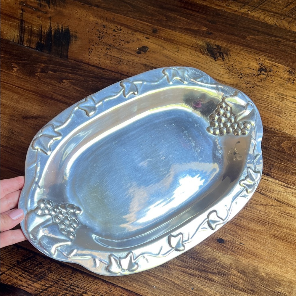 Pewter Grape Vine Oval Serving Platter